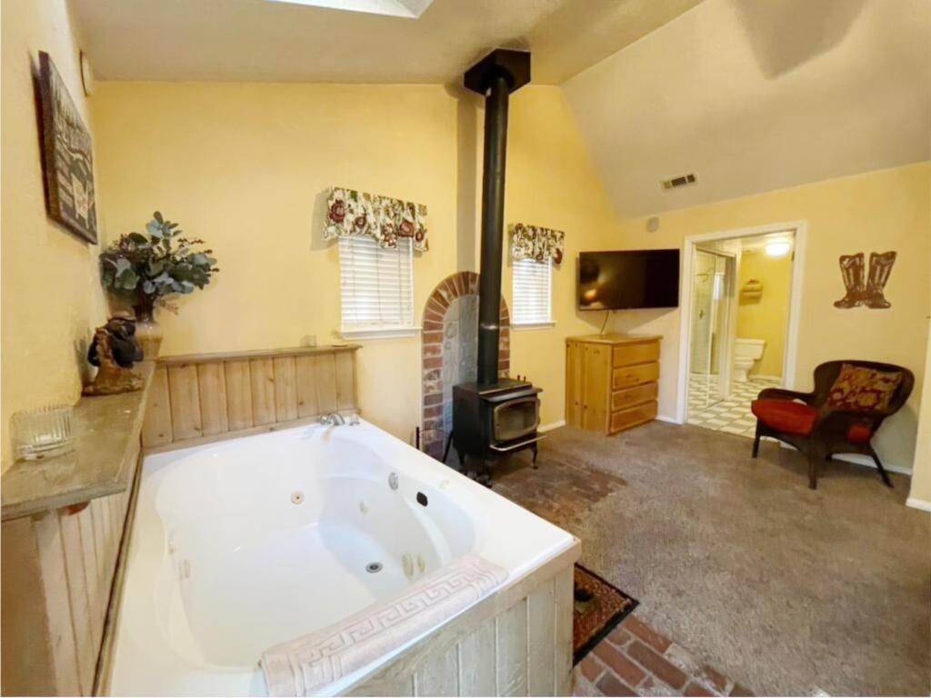 Pine Knot Guest Ranch photo