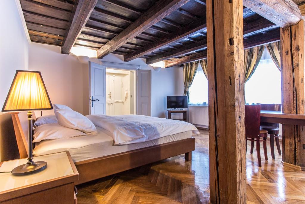 Residence Thunovska - Small Studio (2 Adults)