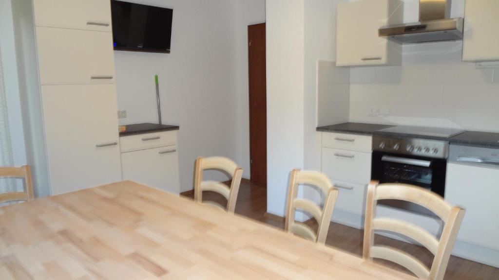 Kuchyňa alebo kuchynka v ubytovaní Ferienhaus Willi