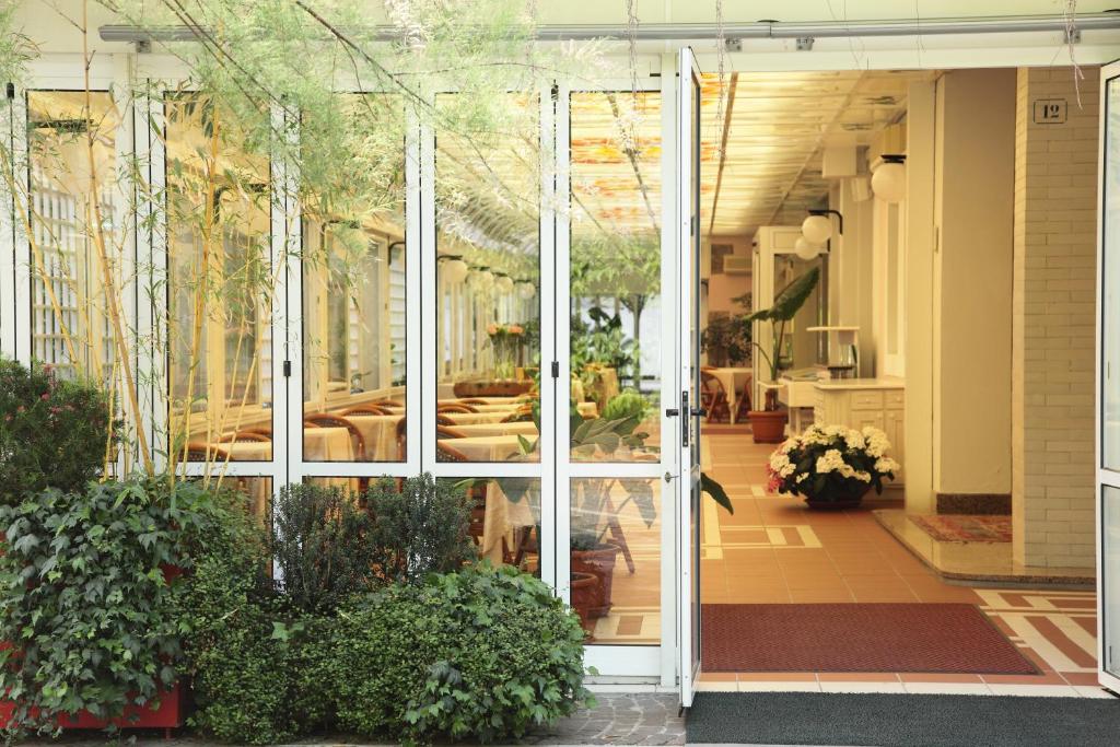 Vonkajšia záhrada v ubytovaní Hotel Abbazia