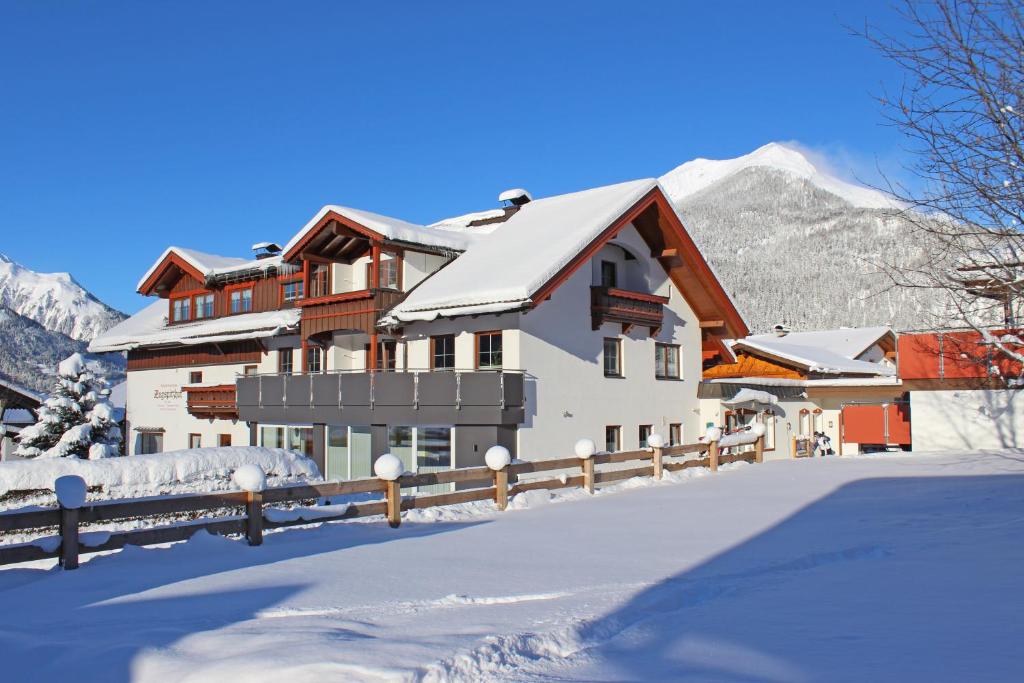 Appartementhotel Zugspitzhof v zimě