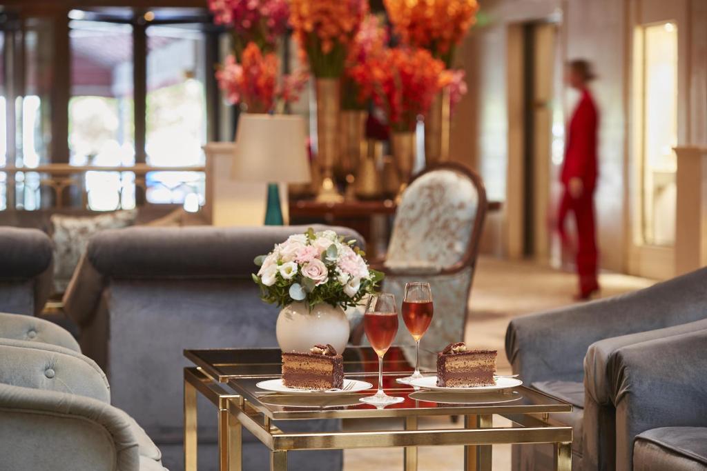 Hotel Adlon Kempinski Berlin photo