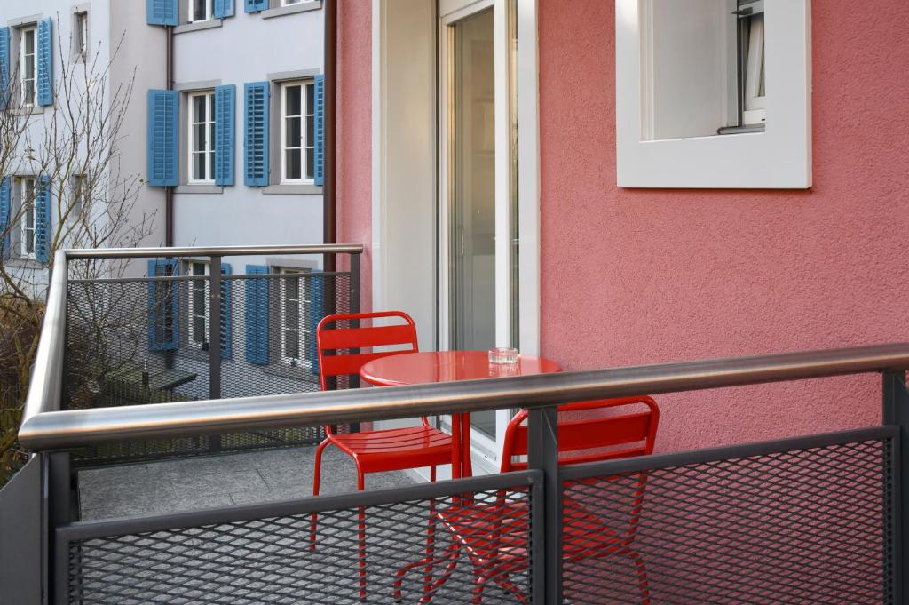 Swiss Star California - Self Check-In - Resim 31