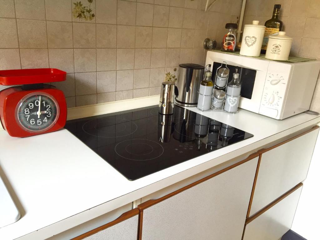 Kuchyňa alebo kuchynka v ubytovaní Lovelyloft - Alzaia Naviglio