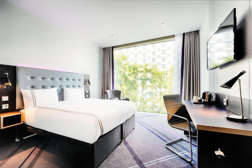 Premier Inn Dresden City Prager Straße - Double Room