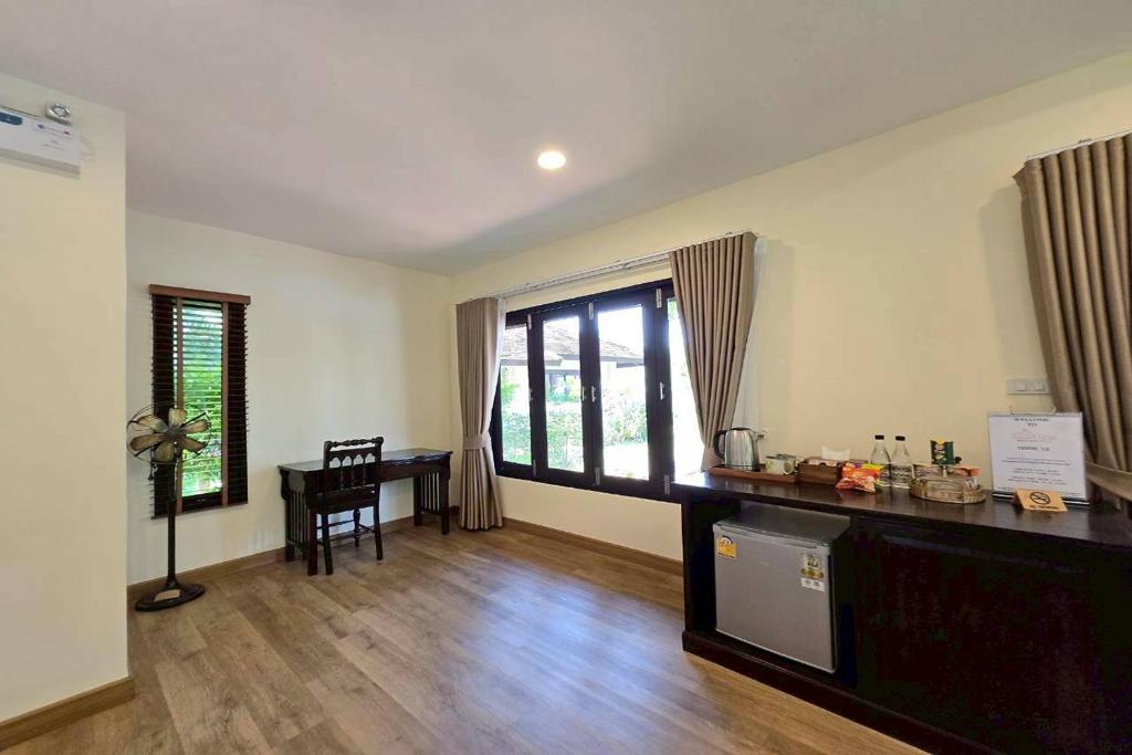 Le Baan Thai Boutique Villa - Deluxe Double Room With Bath