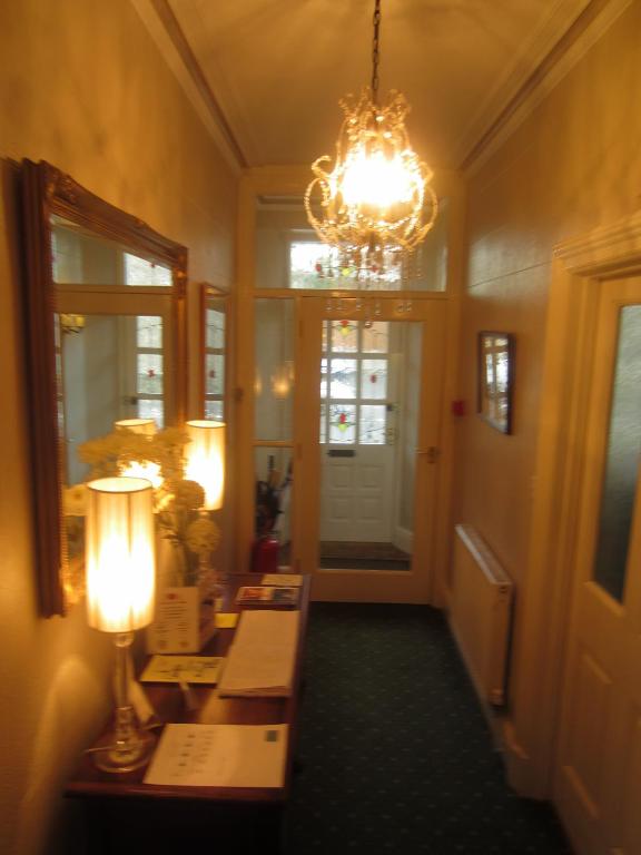 Postel nebo postele na pokoji v ubytování Wordsworths Guest House