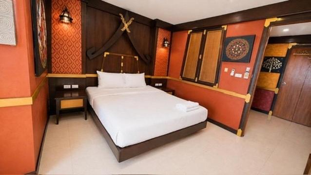 لابی و فضای عمومی 99 Residence Patong Hotel - تصویر ۵