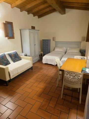Lebbiano Residence