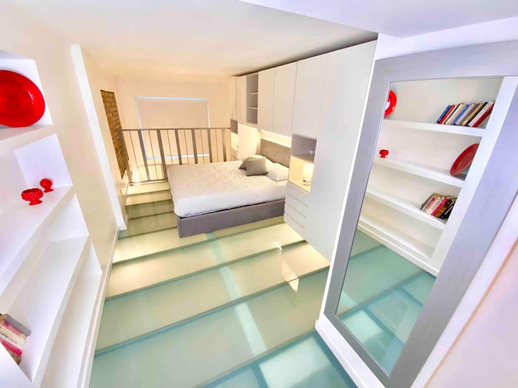 Loft in the center - metro - 12 beds