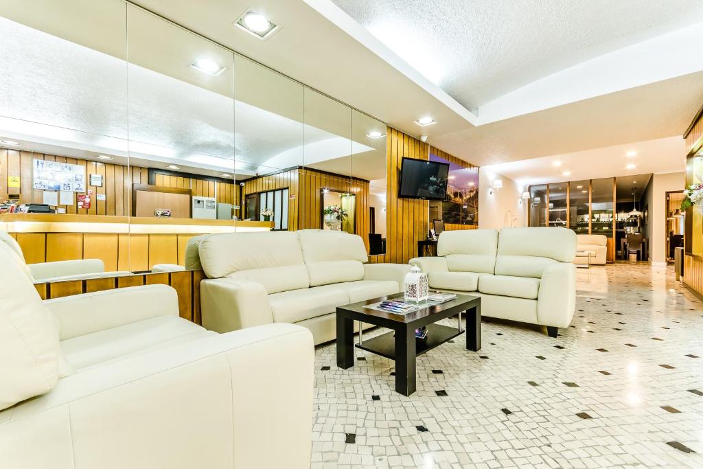 Hotel Flamingo - Resim 13