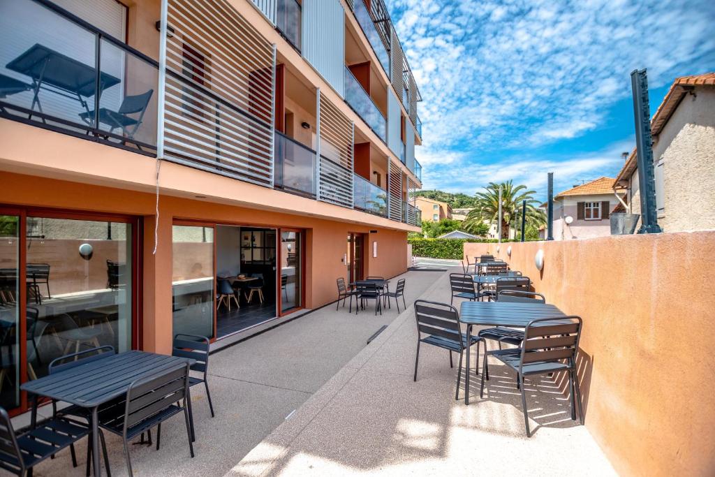Balkón nebo terasa v ubytování Sure Hotel by Best Western Saint-Raphael Le Dramont