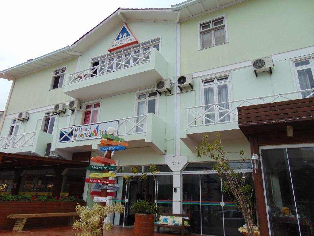 Το κτήριο όπου στεγάζεται  το hostel