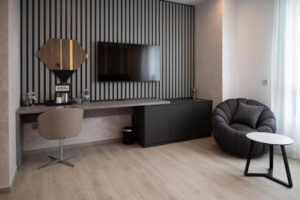 Diamond2 Hotel - Deluxe Double Room