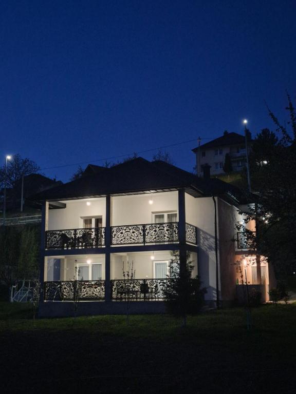 Pogled na okolinu Plava