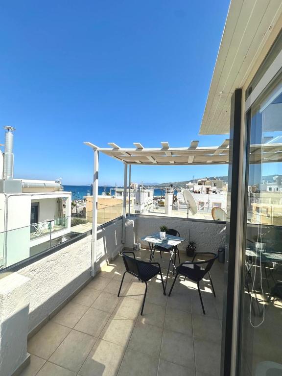 Connie's Sea Side Apartment 2B