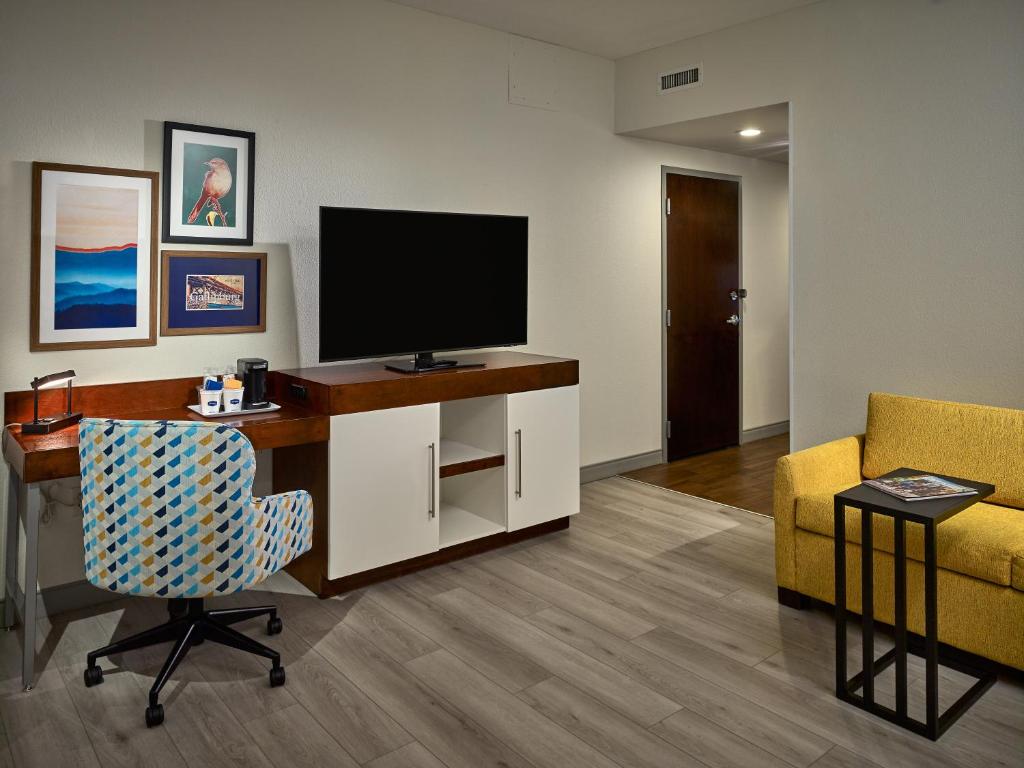 Hampton Inn Gatlinburg Historic Nature Trail, Tn - 