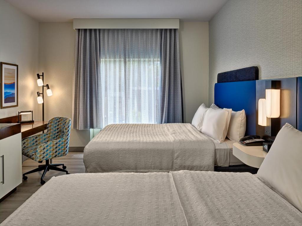 Hampton Inn Gatlinburg Historic Nature Trail, Tn photo