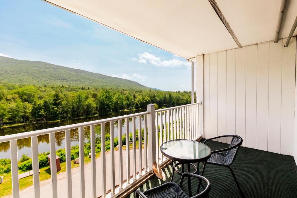 Indian Head Resort photo