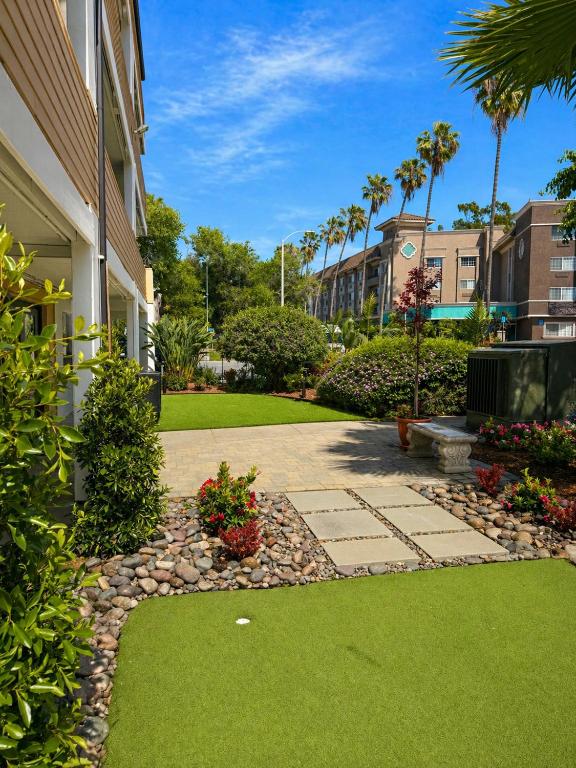 The Alcala Hotel Mission Valley Seaworld photo