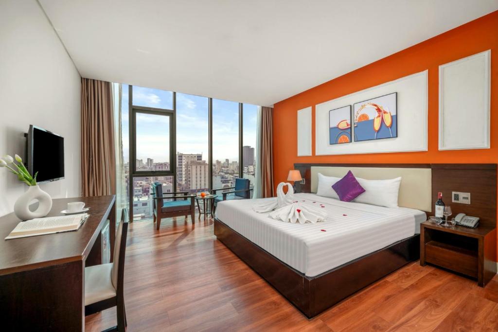 Gallery image of Catia Green Hotel Pool in Danang
