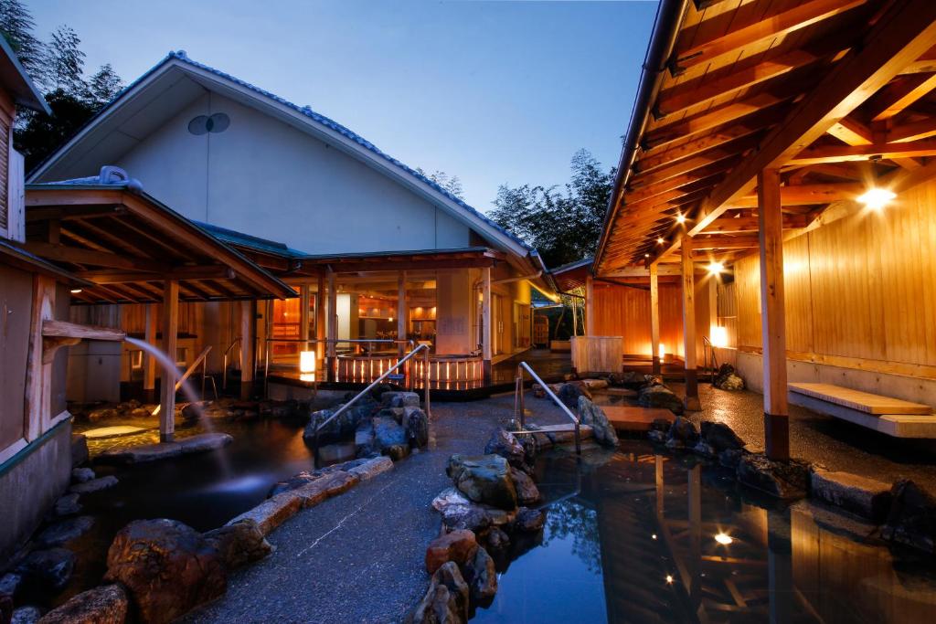 Budova, kde se ryokan nachází