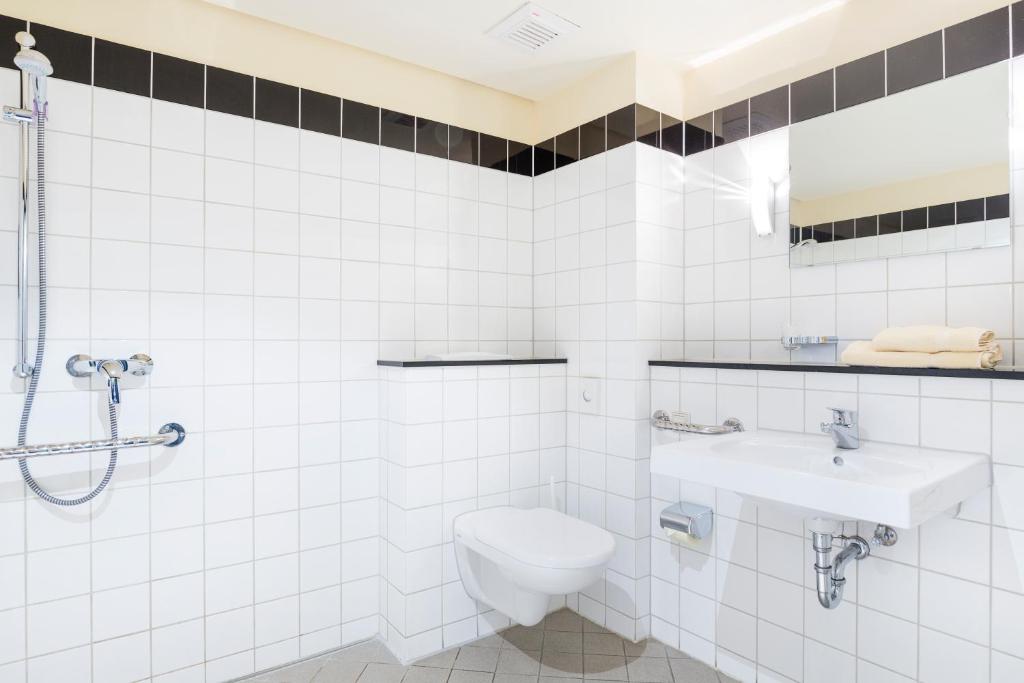 Koupelna v ubytování Hotel Am Weberplatz
