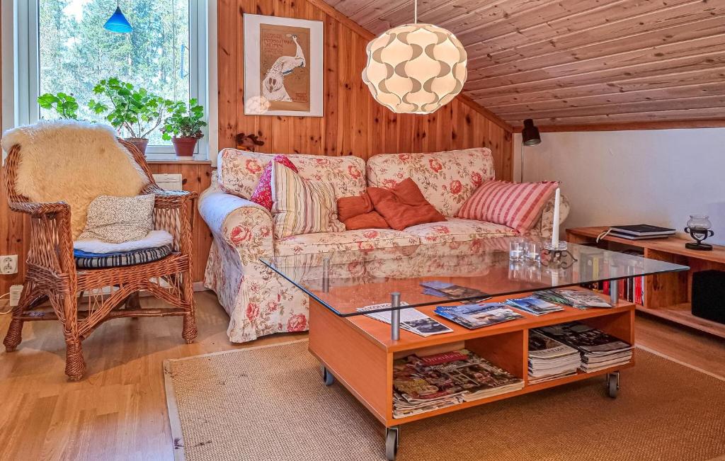 Awesome Home In Uddevalla With Sauna