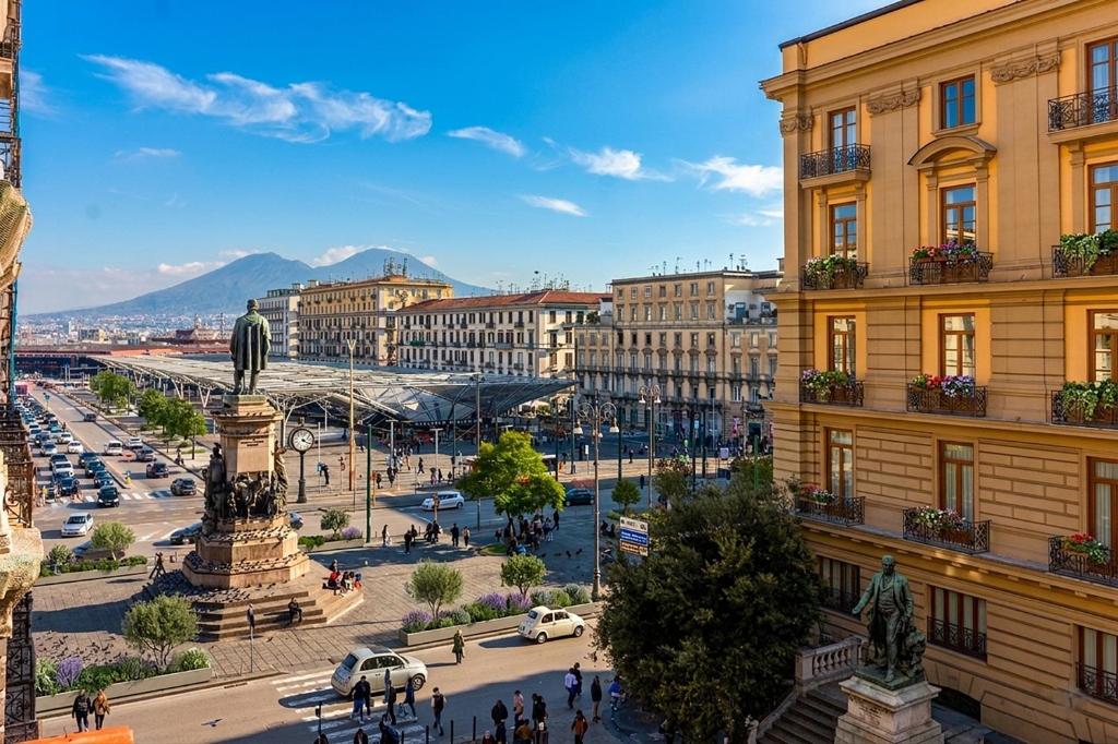 MaX RelaX Suite - Bed & Breakfast - Vicino Stazione Napoli Centro Storico