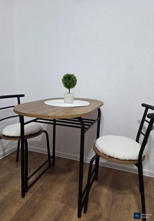 Stan na dan-Studio 10 centar Gradiška - Appartement Met 1 Slaapkamer