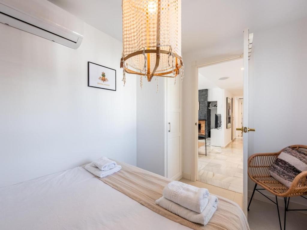Los Naranjos modern 3 bedroom penthouse