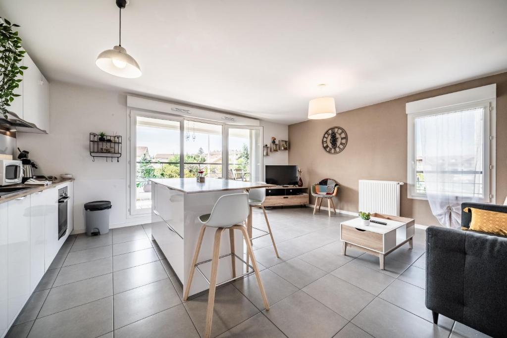 Le Cocon - Deluxe Apartment Mit 2 Schlafzimmern Und Balkon