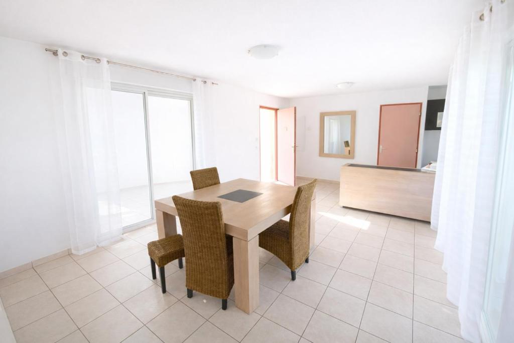 Le Manon Résidence - Two-Bedroom Apartment