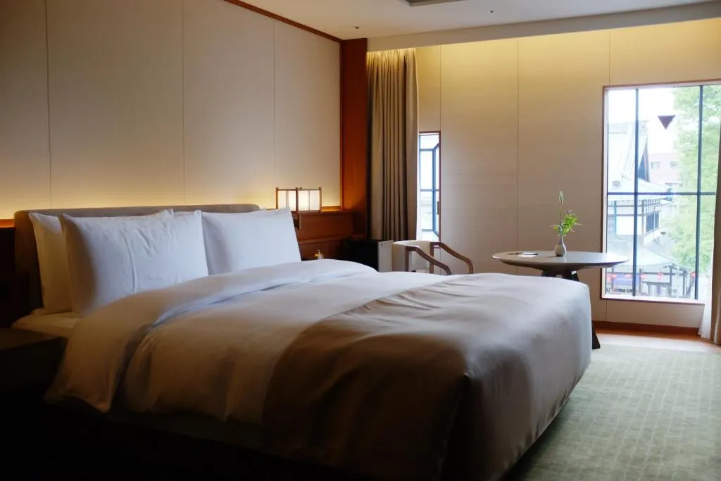 Heritage Premier King Room