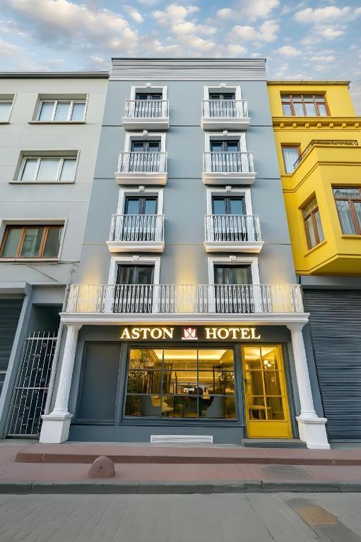 Clădirea în care este situat/ăhotelul