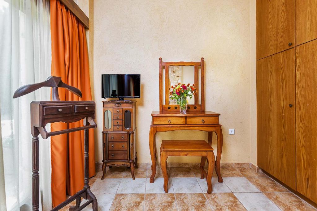 Akritas Ef Zin Villas & Suites - Athos Three -Bedroom Villa With Private Pool