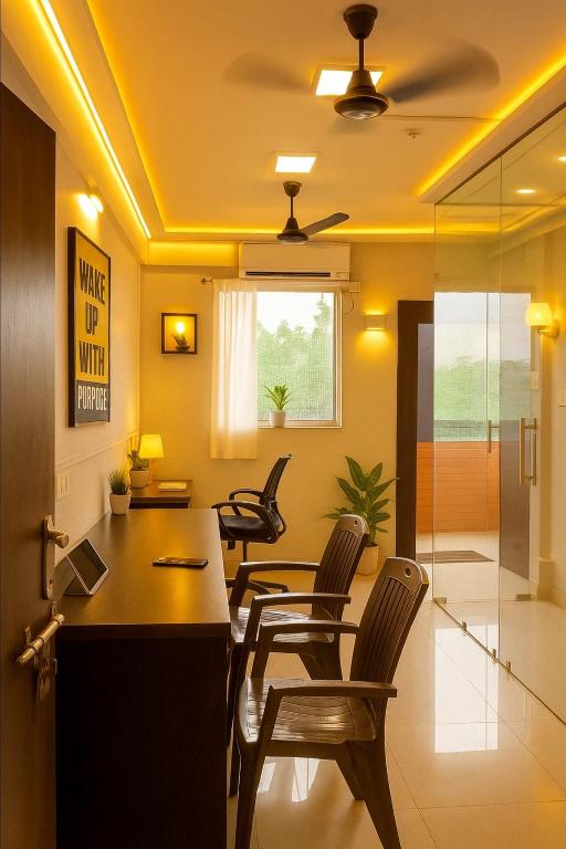 امکانات Homestay at Kashmiri Gate Metro & Old Delhi Railway Station - تصویر ۴