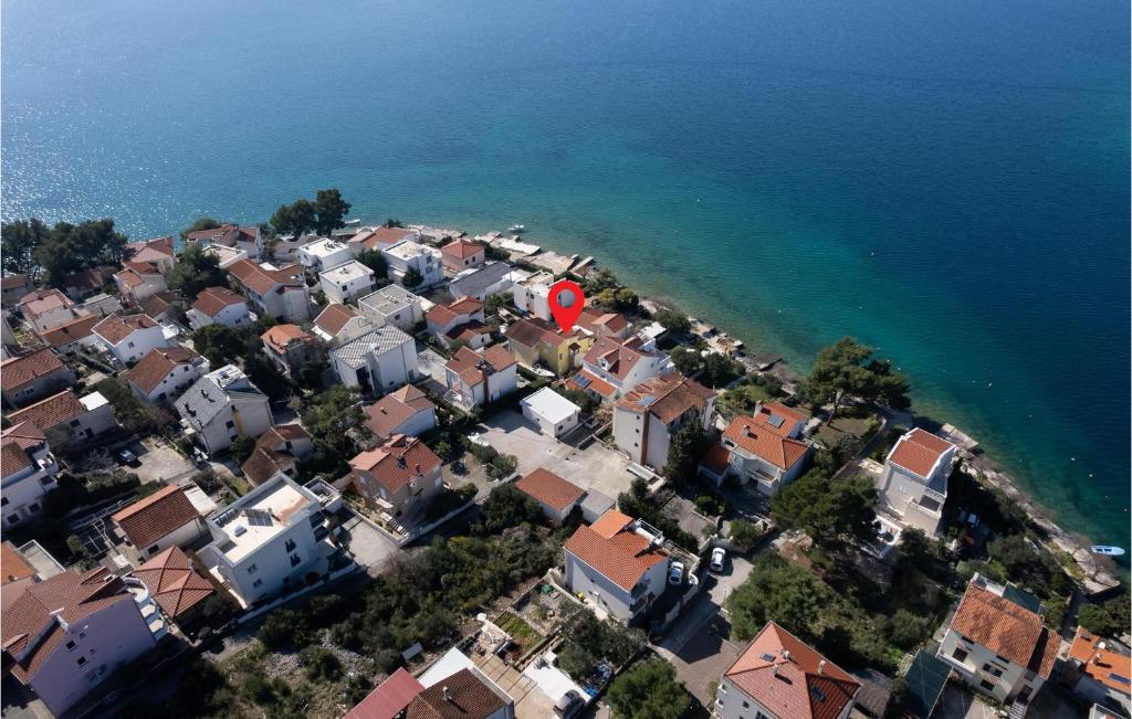 Pet Friendly Apartment In Zaboric With Wifi