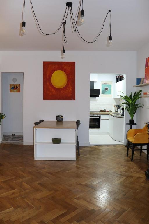 فضای داخلی Cozy Flat in the Best Area of Tb در تفلیس - تصویر ۳