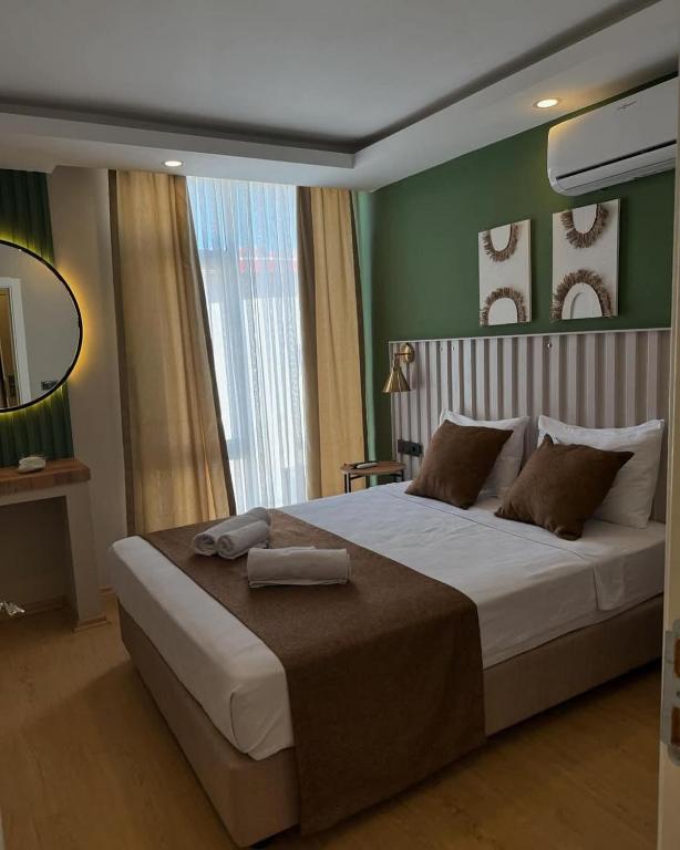 تصویر اتاق‌های Red Castle Hotel & Pub - تصویر ۲