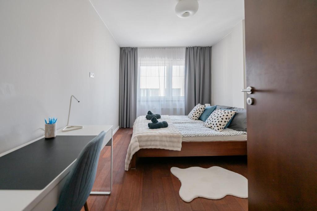 NiceOne Apartment Number 8 - W samym Centrum! - Housity