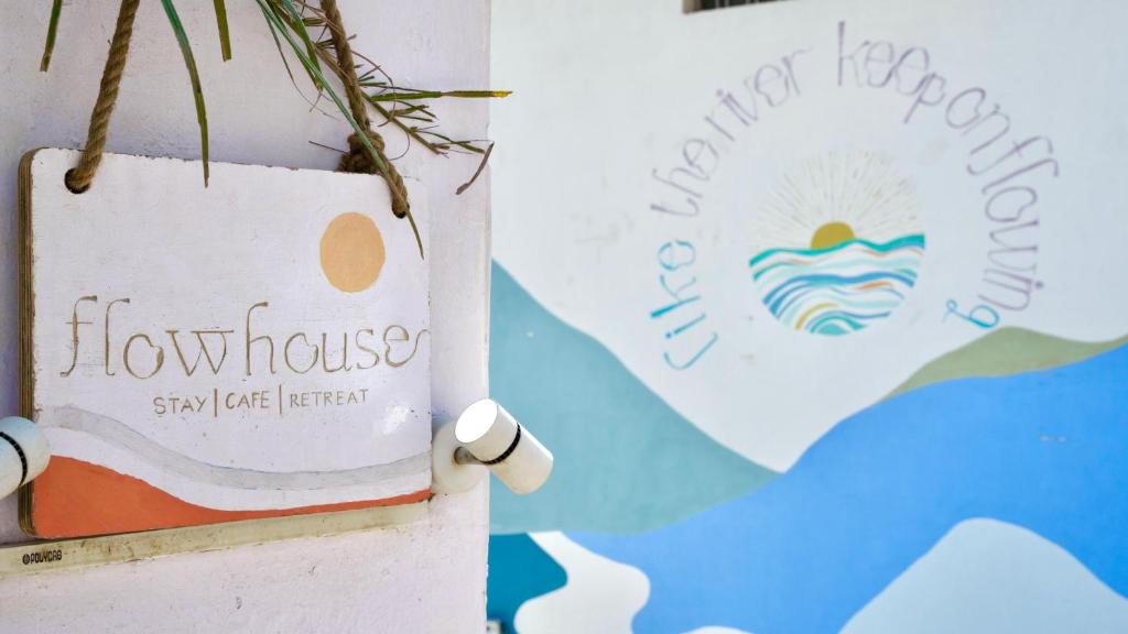 Certificat, premi, rètol o un altre document de Flow House