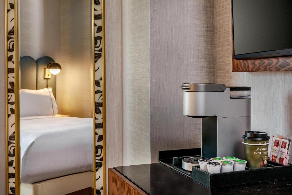 The Royal Sonesta Boston - 