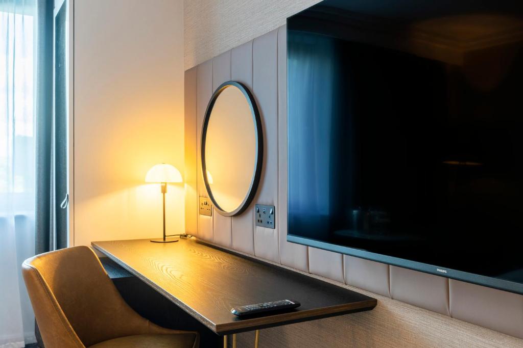 Crowne Plaza Manchester Airport, an IHG Hotel - 