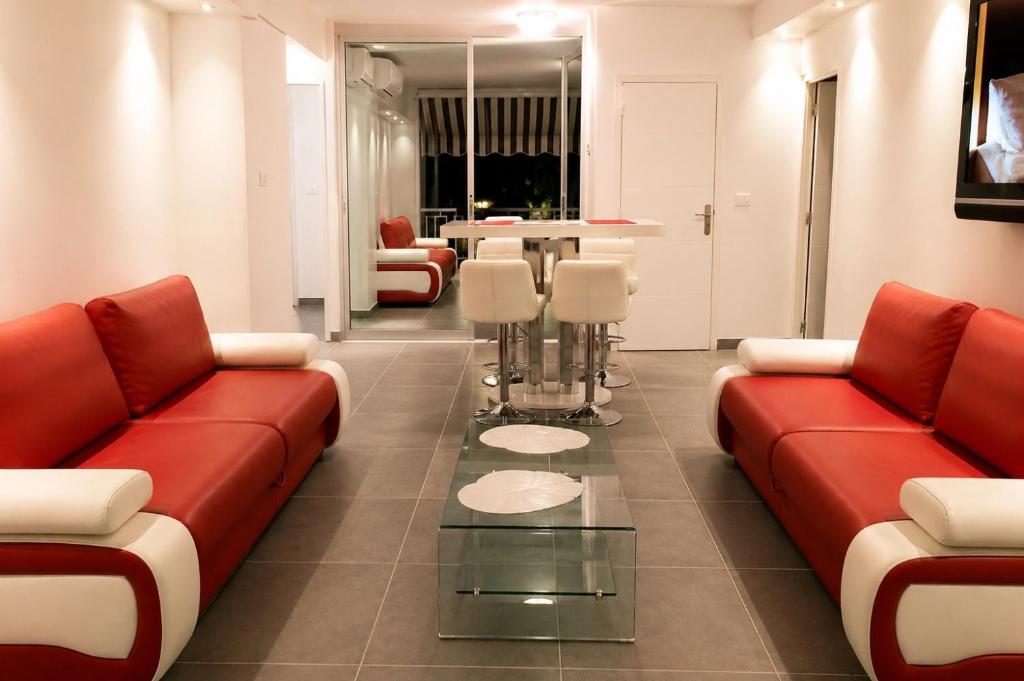 SUPERBE 3P 2chambres, 2terrasses CANNES centre-ville, 4 min à pied de la Croisette sas-meredith loc