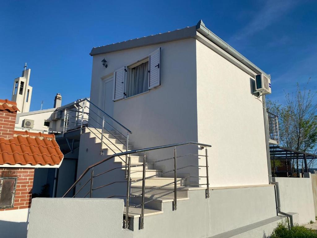 Apartments with parking space Kastel Stafilic, Kastela - 25247
