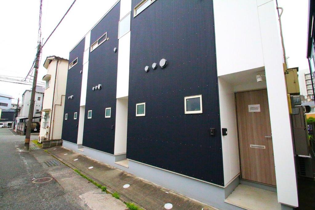 AMP FLAT KUHONJi