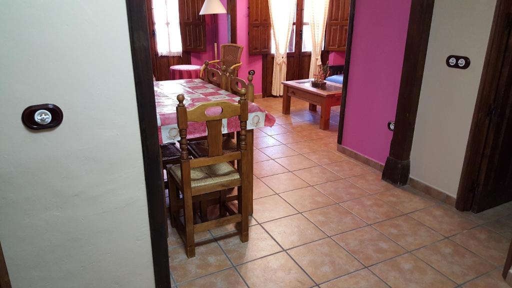 Posedenie v ubytovaní Apartamentos Rurales Tauro