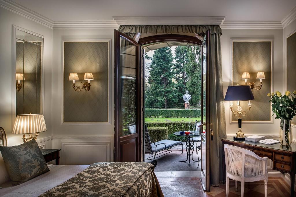 Posezení v ubytování Villa Franceschi Hotel & Resort