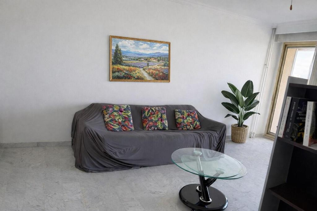 Grand appartement avec vue mer Juan-les-Pins